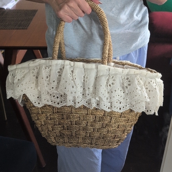 C&C California  Woven Tote - Picture 6 of 9